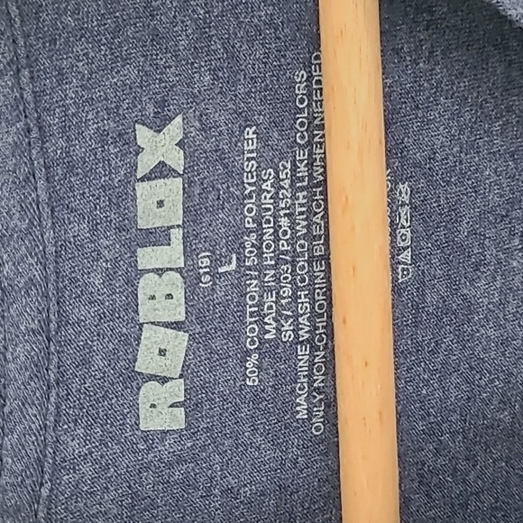 Roblox Tee - Picture 2 of 3